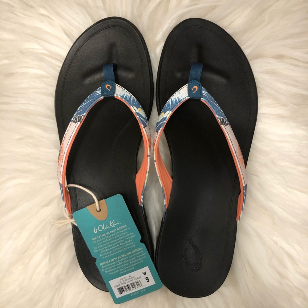NWT OluKai Flip Flops